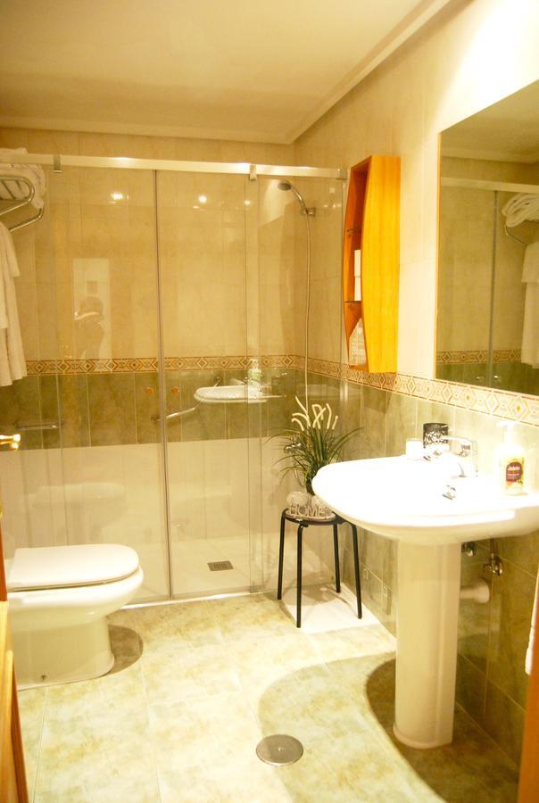 Apartamentos Turisticos Arch 레온 외부 사진
