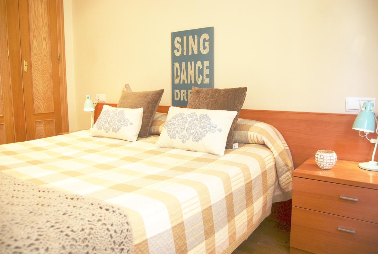 Apartamentos Turisticos Arch 레온 외부 사진